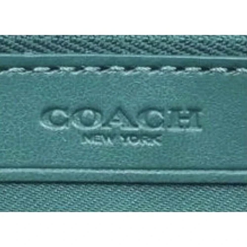 Coach Slim Accordion Zip Wallet With Horse And Carriage Print NEW